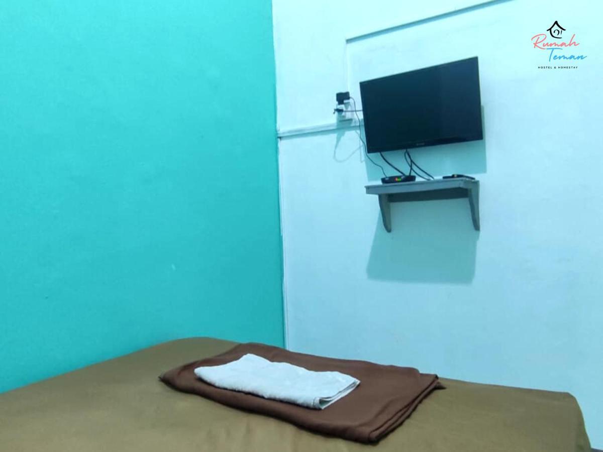 Rumah Teman Hostel スマラン エクステリア 写真