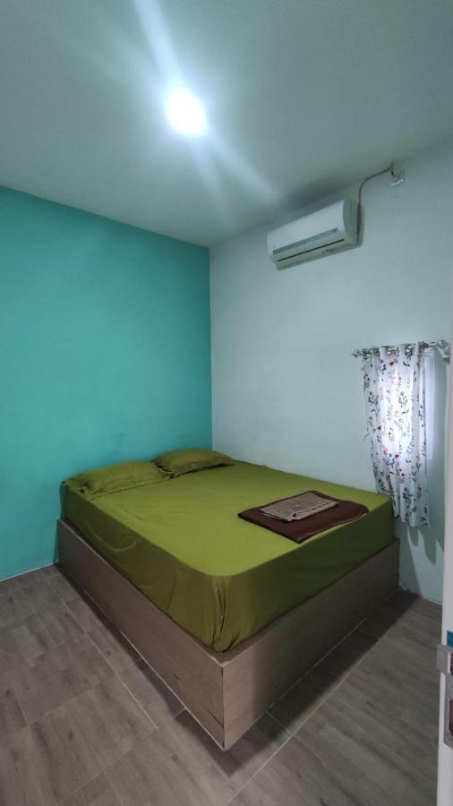 Rumah Teman Hostel スマラン エクステリア 写真